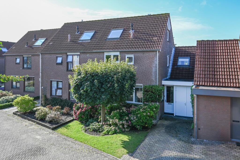 Hoepelbuigerslaan 10 - foto 1